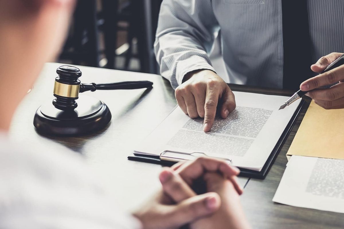 Tư vấn chuyên nghiệp và pháp lý kinh doanh toàn diện cho doanh nghiệp 1 Tư vấn chuyên nghiệp và pháp lý kinh doanh